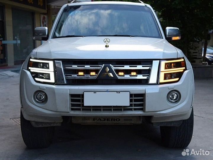 Фары Mitsubishi Pajero 4 LED