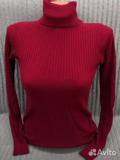 Водолазки на 42-44 размер