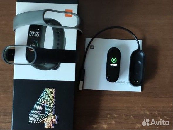 Фитнес браслет