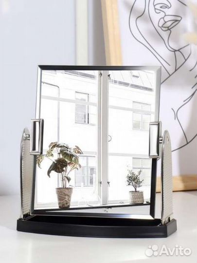 Зеркало настольное