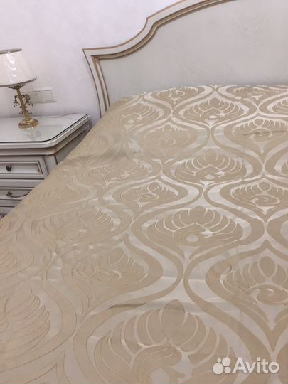 Покрывало и две наволочки AryaHome