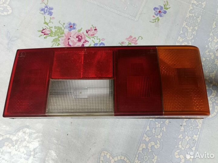 Продаётся фонарь задний правый ваз-21099