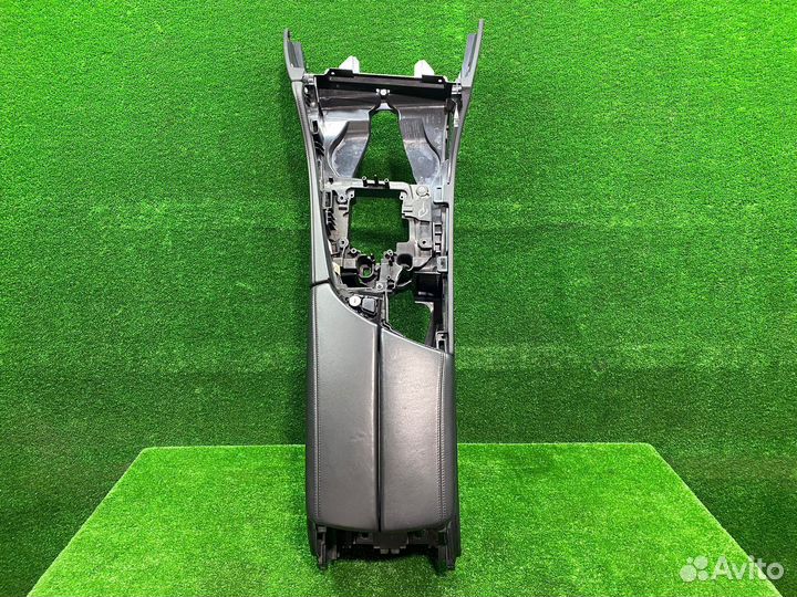 Центральная консоль BMW F10