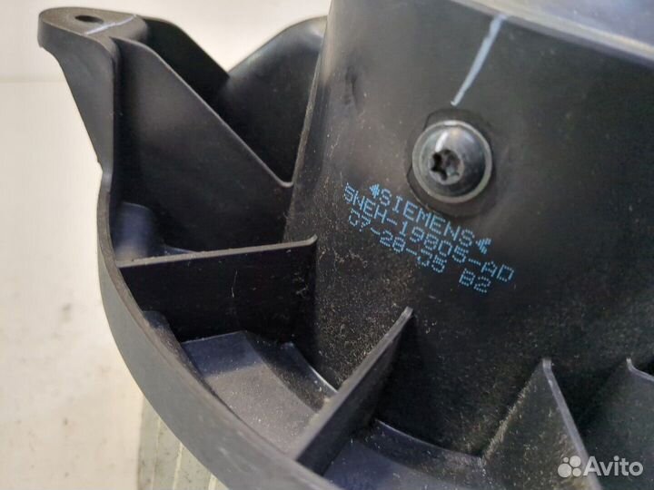 Двигатель отопителя Nissan Pathfinder, 2005