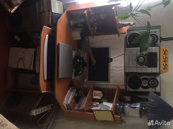 Стол для компьютера