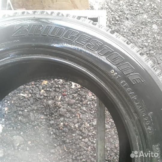 Bridgestone Blizzak WS-50 225/55 R16
