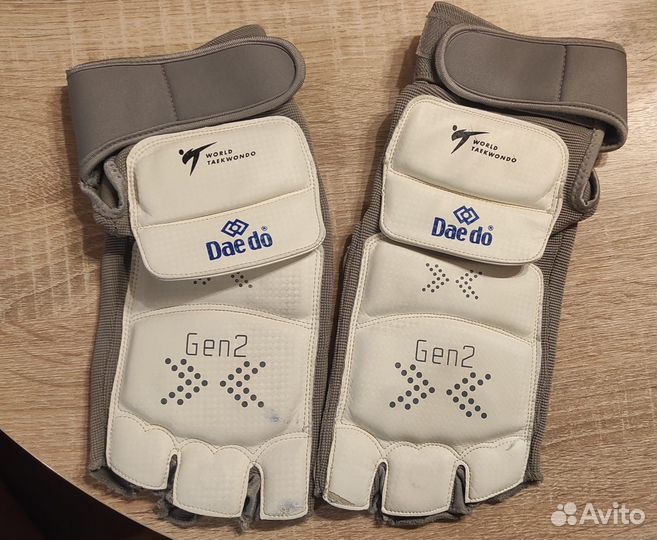 Электронные футы для тхэквондо