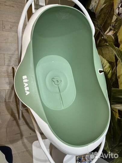 Ванночка для купания Beaba с подставкой