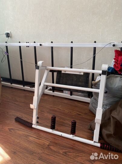 Шведская стенка с турником и брусьями