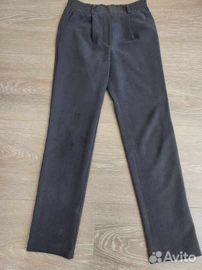 Школьные брюки для девочки 134 серые