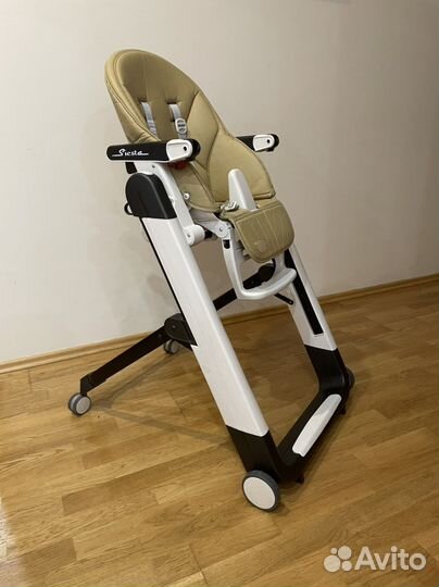 Стульчик для кормления Peg Perego Siesta Follow Me