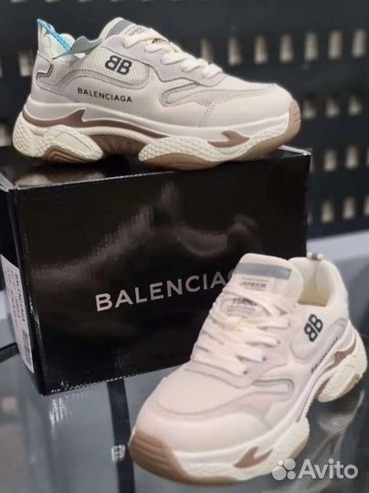 Кроссовки женские Balenciaga