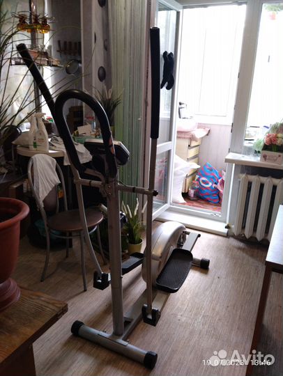 Эллиптический тренажер torneo