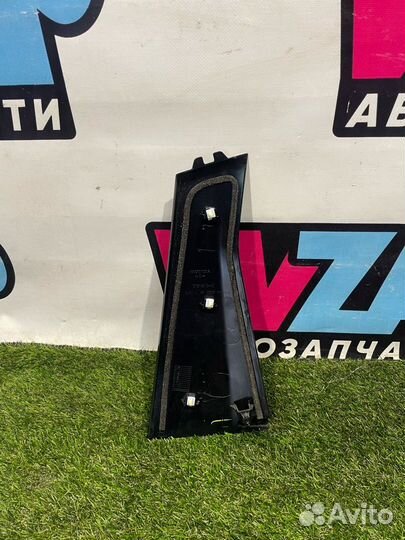 Молдинг двери задней левой Honda HR-V 2 рест. 2023