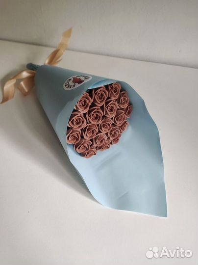 Розы из Молочного Шоколада - 19 шт в Букете