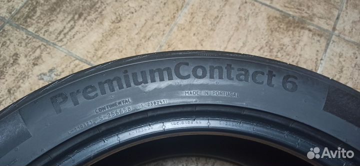 Continental PremiumContact 6 235/45 R18 98Y