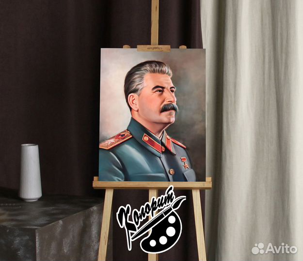 Много портретов Сталина