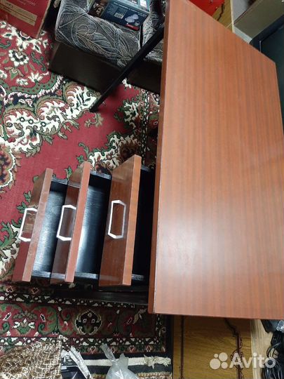 Письменный стол