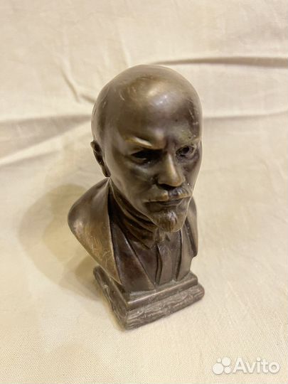 Бюст Ленина бронза