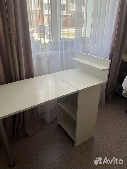 Маникюрный стол складной бу