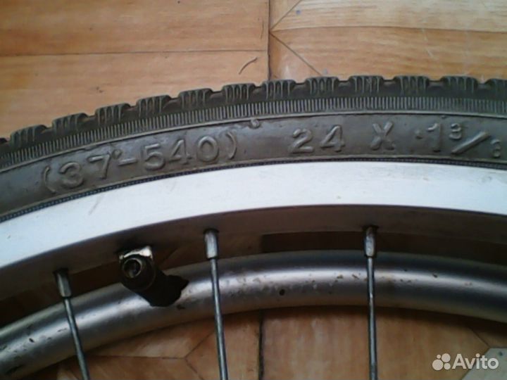 Пара колес для инвалидной коляски