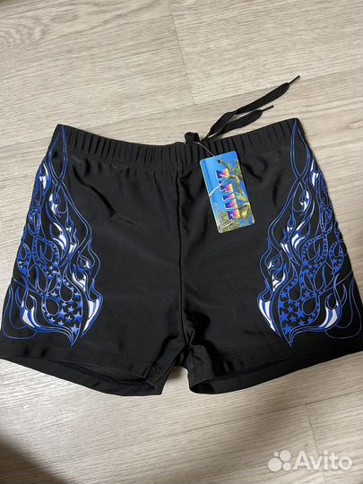 Боксы купальные новые 5-10 лет