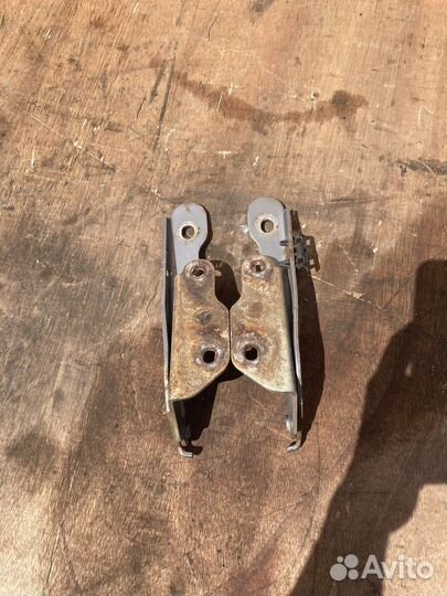 Петли капота заз шанс