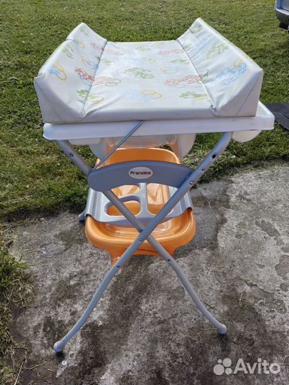 Пеленальный столик с ванночкой