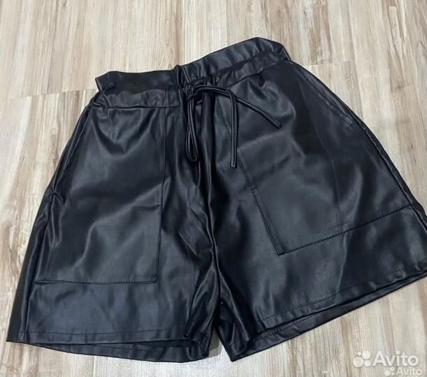 Шорты из эко кожи