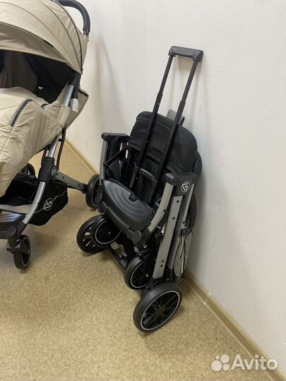 Новая в наличии прогулочная коляска