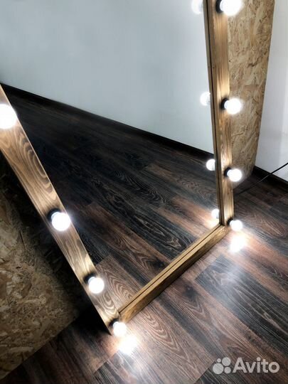 Зеркало ростовое с лампочками