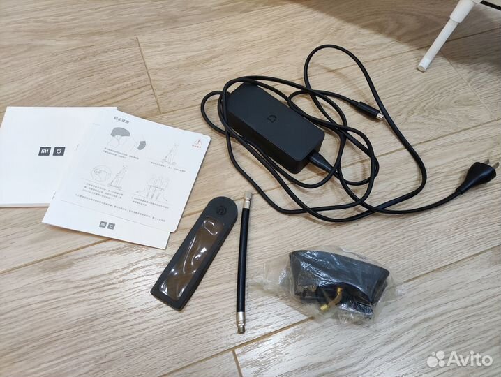 Электросамокат Xiaomi Mijia M365 белый