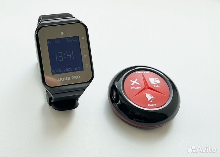 Премиальная кнопка вызова официанта и часы