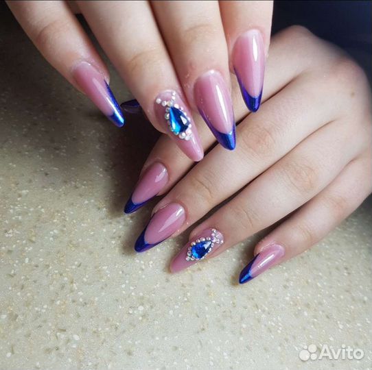 Маникюр,наращивание ногтей