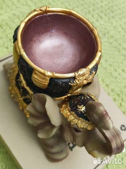 Фигурка слона - ваза