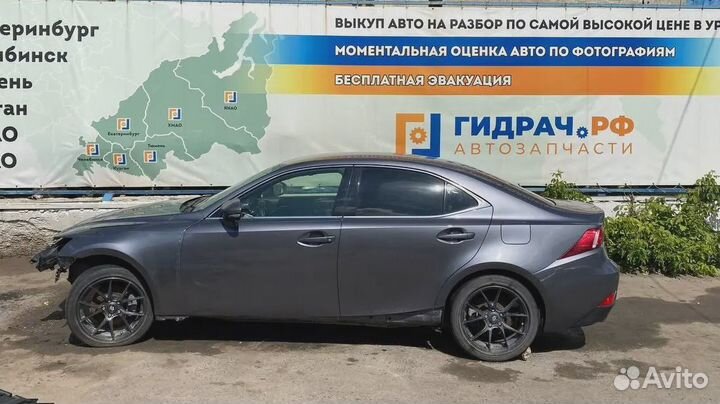 Накладка порога внутренняя задняя правая Lexus IS250 (XE30) 67915-53030