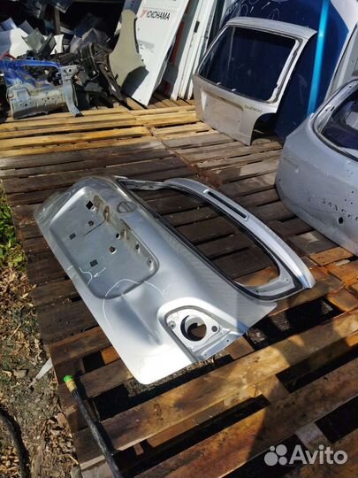 Крышка багажника Nissan Qashqai J10 06-13