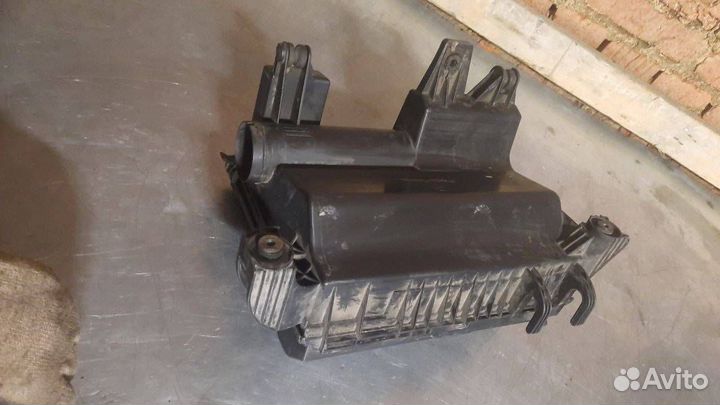 Корпус воздушногo фильтра Ford Transit 7 2008