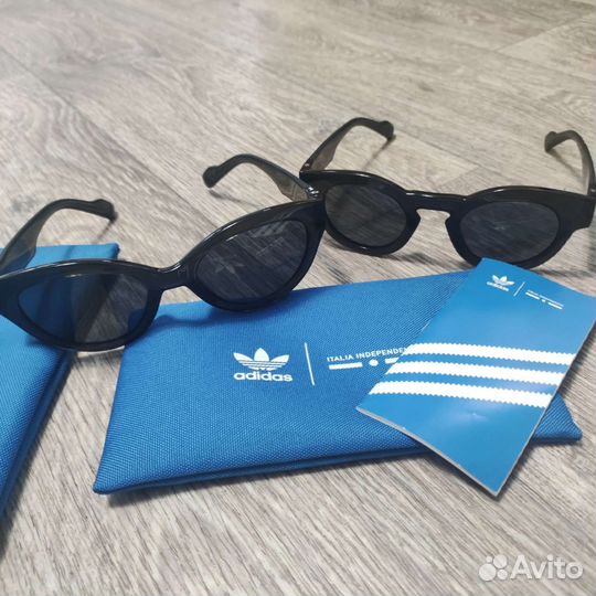 Солнцезащитные очки adidas