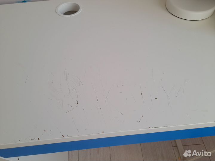 Продам письменный стол Икеа