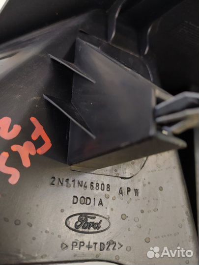 Накладка на стойку внутренняя задняя правая Ford