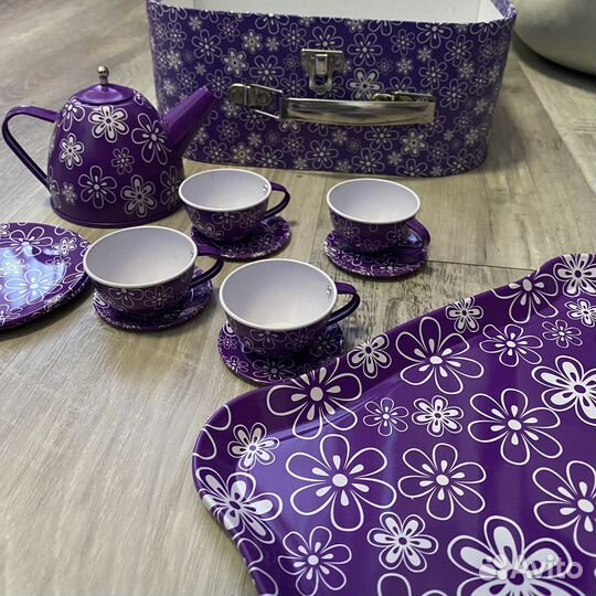 Набор игрушченой посуды