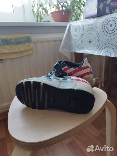 Кроссовки с роликами для девочек