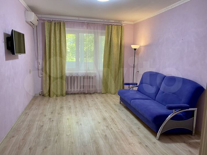2-к. квартира, 52 м², 1/5 эт.