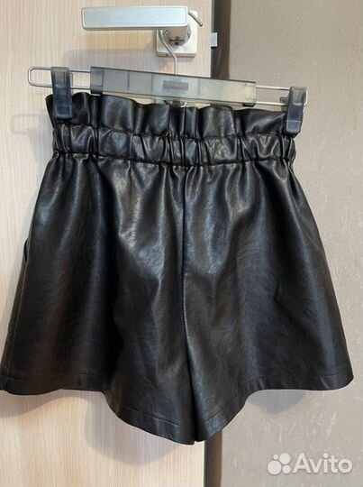 Шорты женские