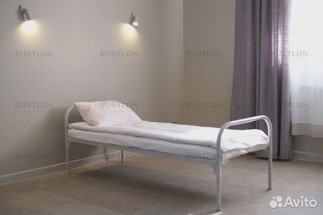 Металлическая кровать для общежития