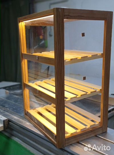 Настольная витрина для кофейни loft-дуб