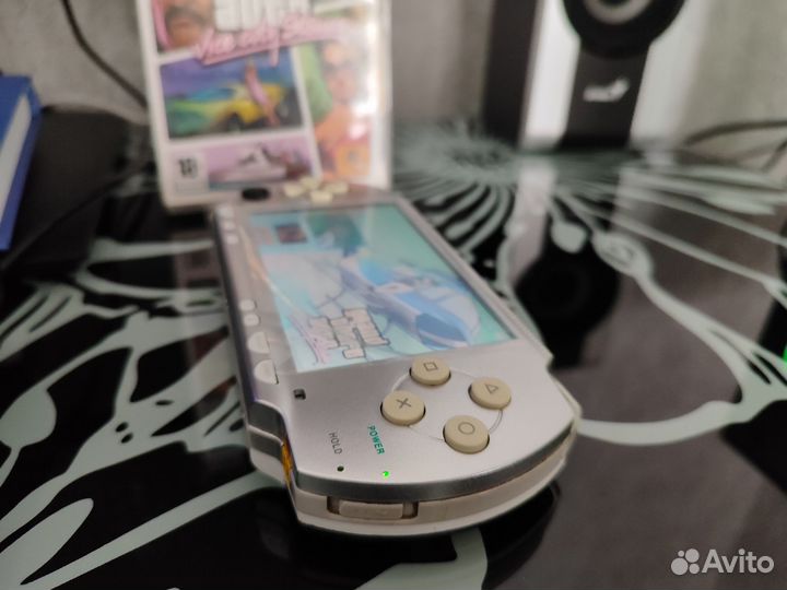 Sony PSP 1008 FAT 64 Гб новая панель