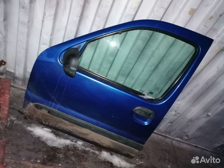 Двери левые Renault Kangoo 1997-2003 синие