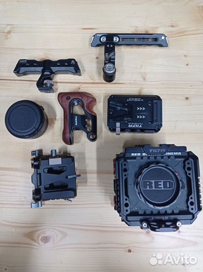 RED komodo 6K + tilta cage